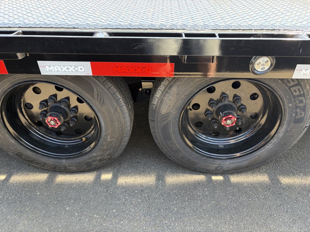 2025 24' x8' 6" Maxx-D GOX - GRAVITY TILT DECKOVER TRAILER 17.5K