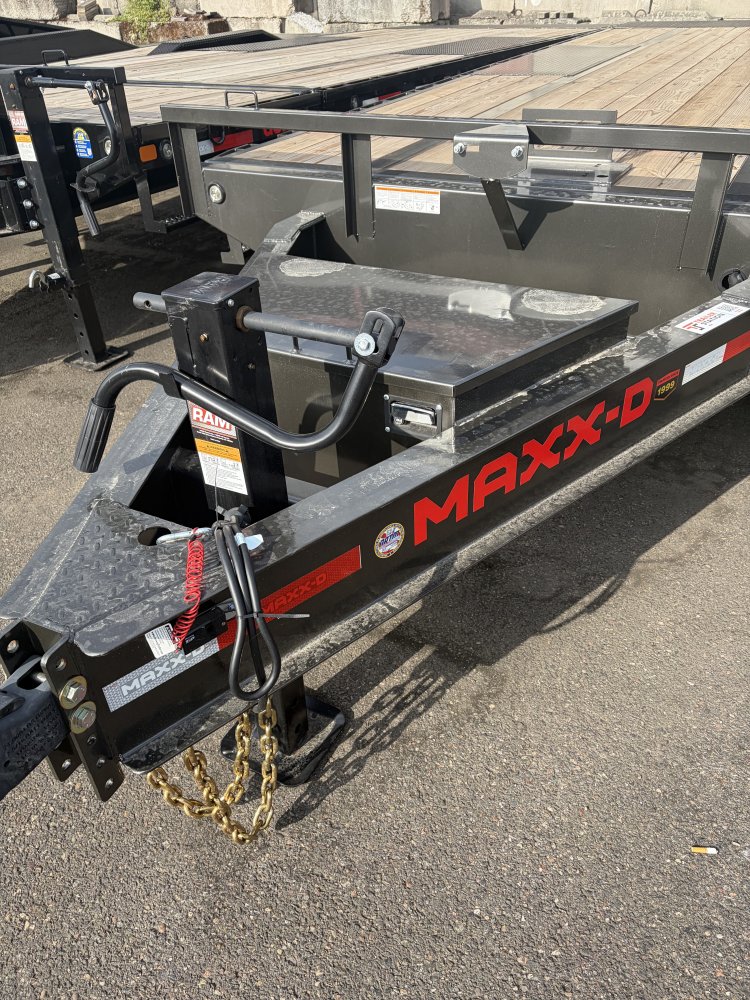 2027 22' x8' 6" Maxx-D TOX - 8 INCH 10LB I-BEAM POWER TILT DECKOVER 17.5K