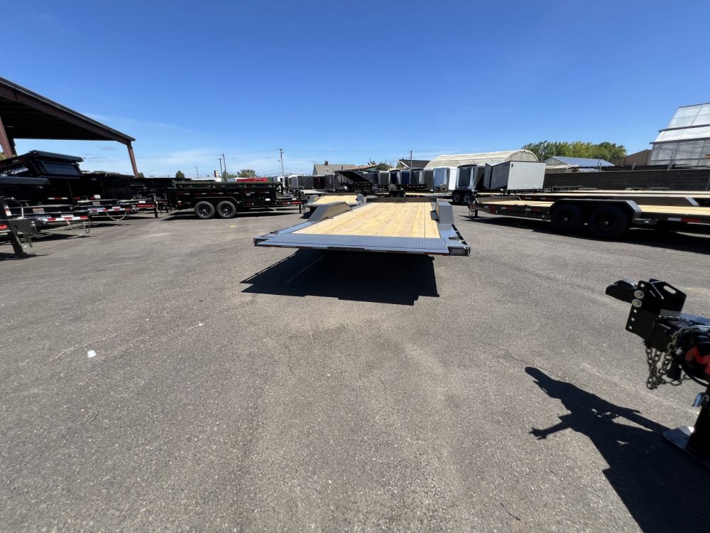 2026 24' x8' 6" MAXX-D T8X 8" POWER EQUIPMENT TILT 17.5K