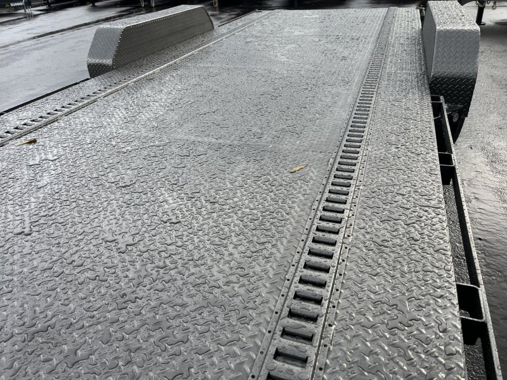 2026 7' X 24' Maxx-D C5X - 5" CHANNEL CAR HAULER 10K