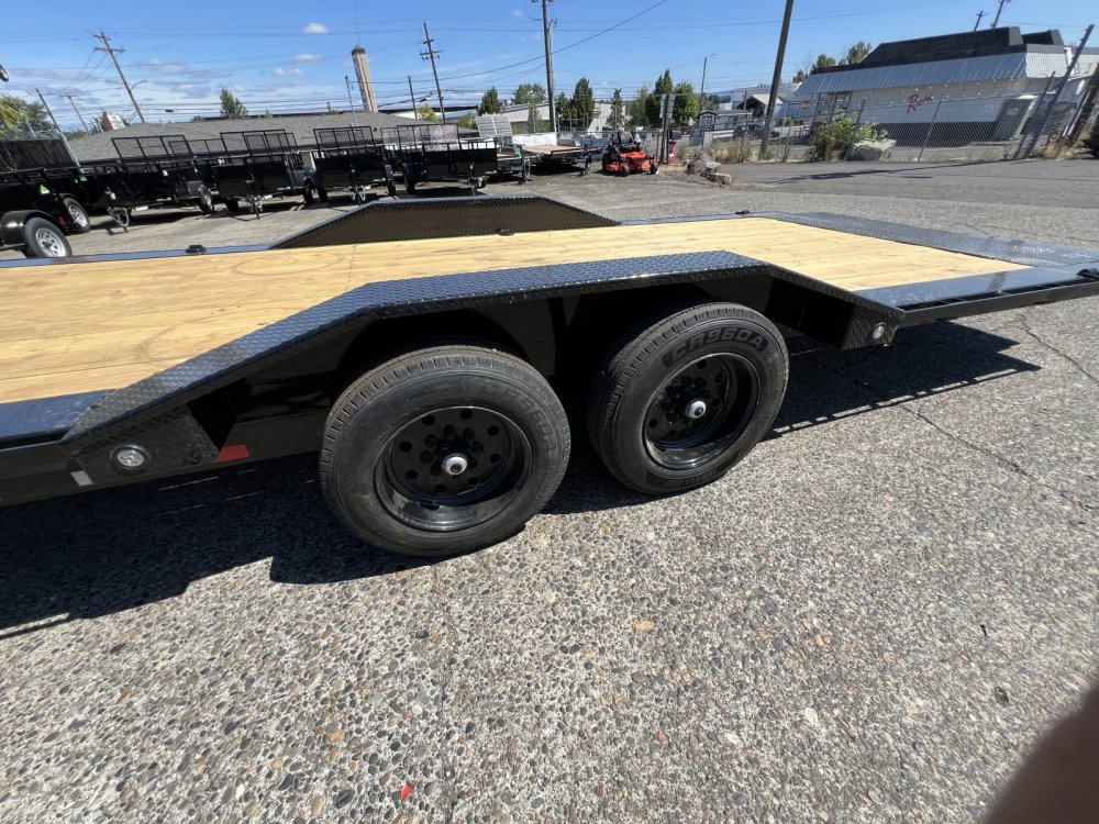 Gooseneck 2026 24' x102" MAXX-D T8X 8" POWER EQUIPMENT TILT 18K