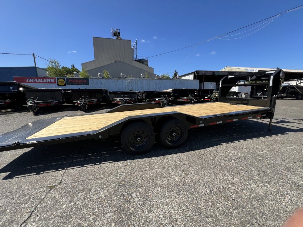 Gooseneck 2026 24' x102" MAXX-D T8X 8" POWER EQUIPMENT TILT 18K