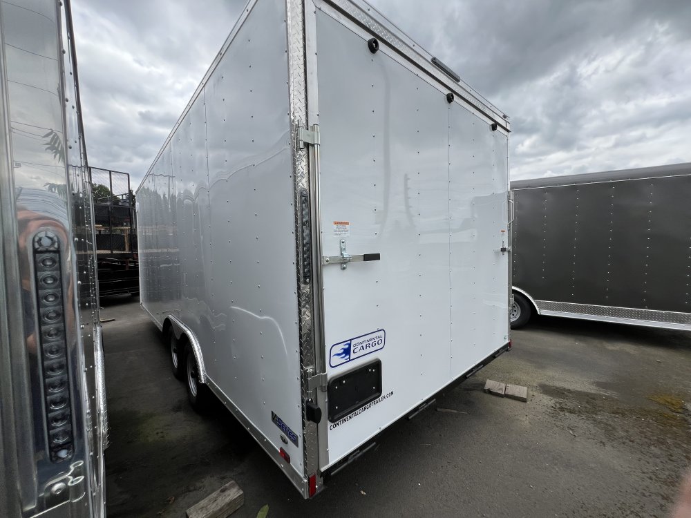 2025 20' x8' 6" Continental Cargo Continental Cargo VHW V-Series Wedge 7K