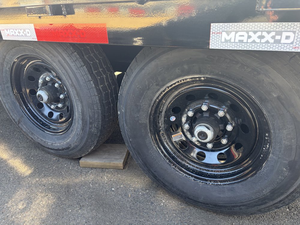 2026 20' x8' 6" Maxx-D DOX - 8INCH 10 LB I-BEAM DECKOVER TRAILER 15.4K