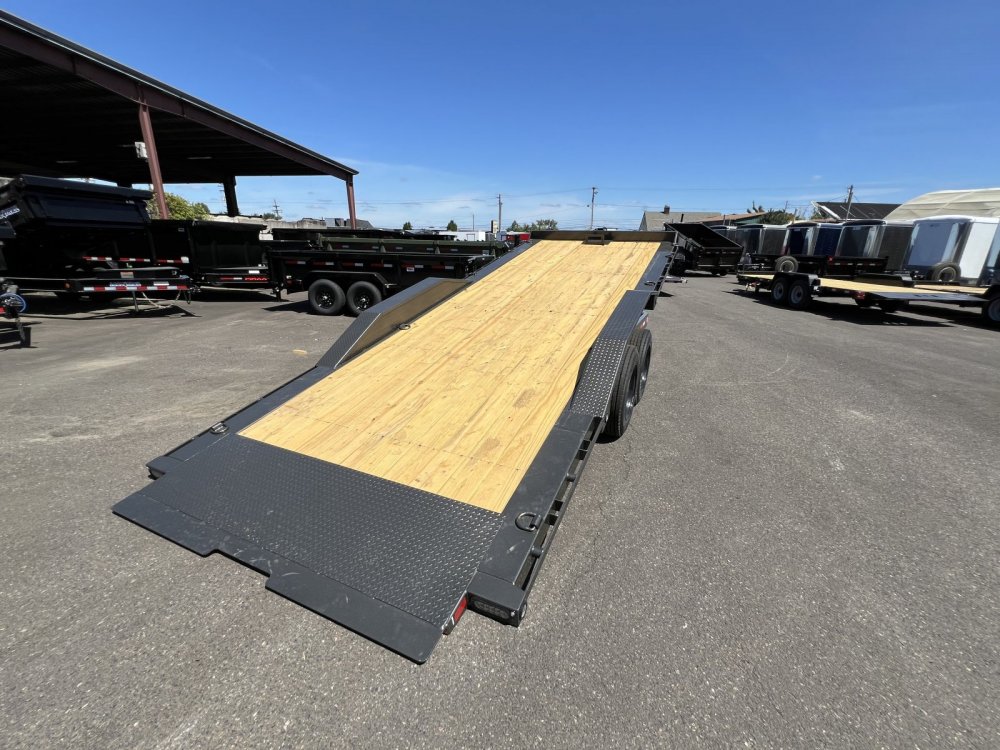2026 24' x102" MAXX-D T8X 8" POWER EQUIPMENT TILT 17.5K