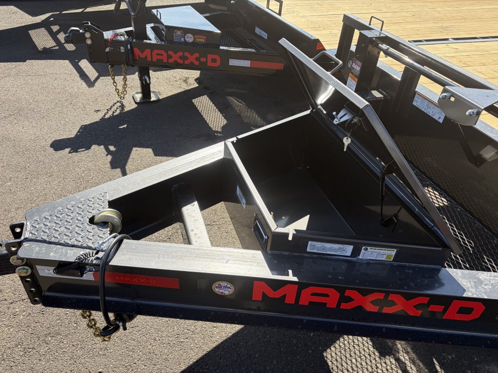 2026 24' x8' 6" Maxx-D DOX - 8INCH 10 LB I-BEAM DECKOVER TRAILER 17.5K