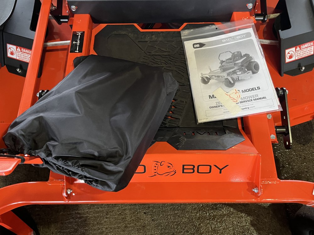 2026 MZ MAGNUM 60" Kawasaki 726cc, 21.5hp, FR651 Zero Turn Mower Side Discharge