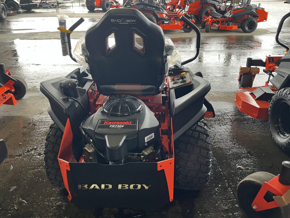 2025 ZT ELITE 48" Kawasaki 726cc, 24 hp FR730 Zero Turn Mower Side Discharge