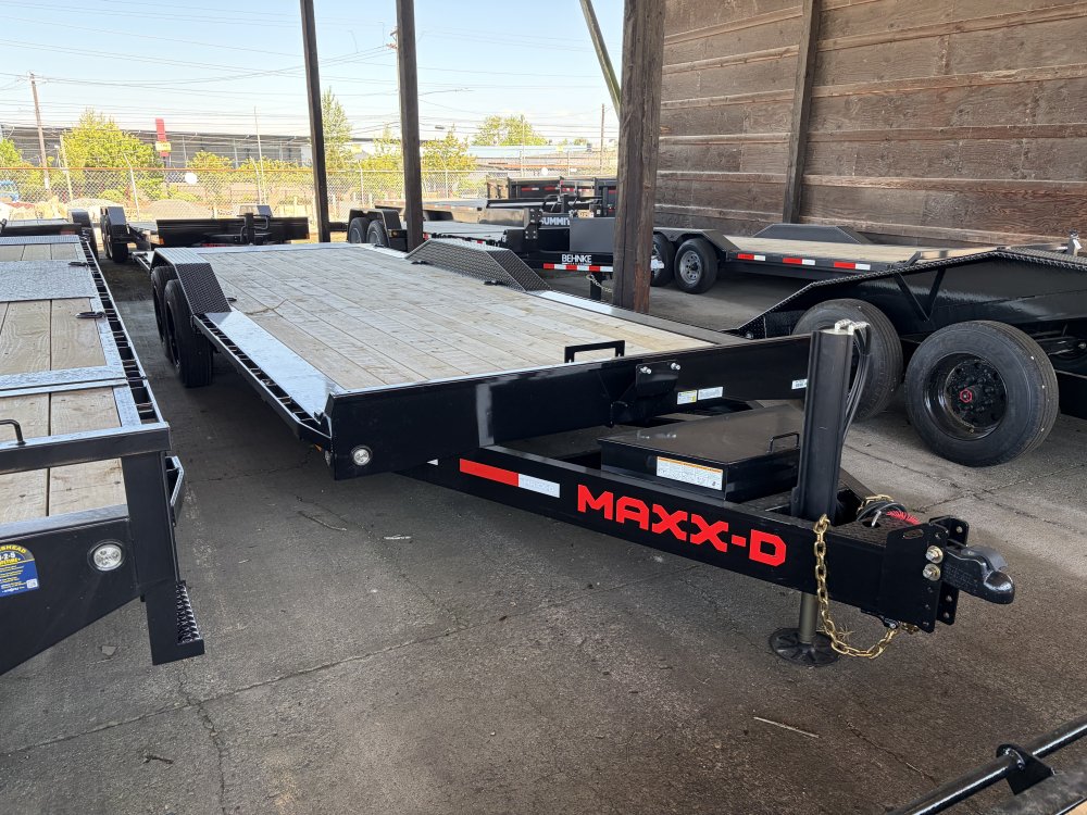 2026 24' x8' 6" Maxx-D T8X 8" POWER EQUIPMENT TILT 17.5K