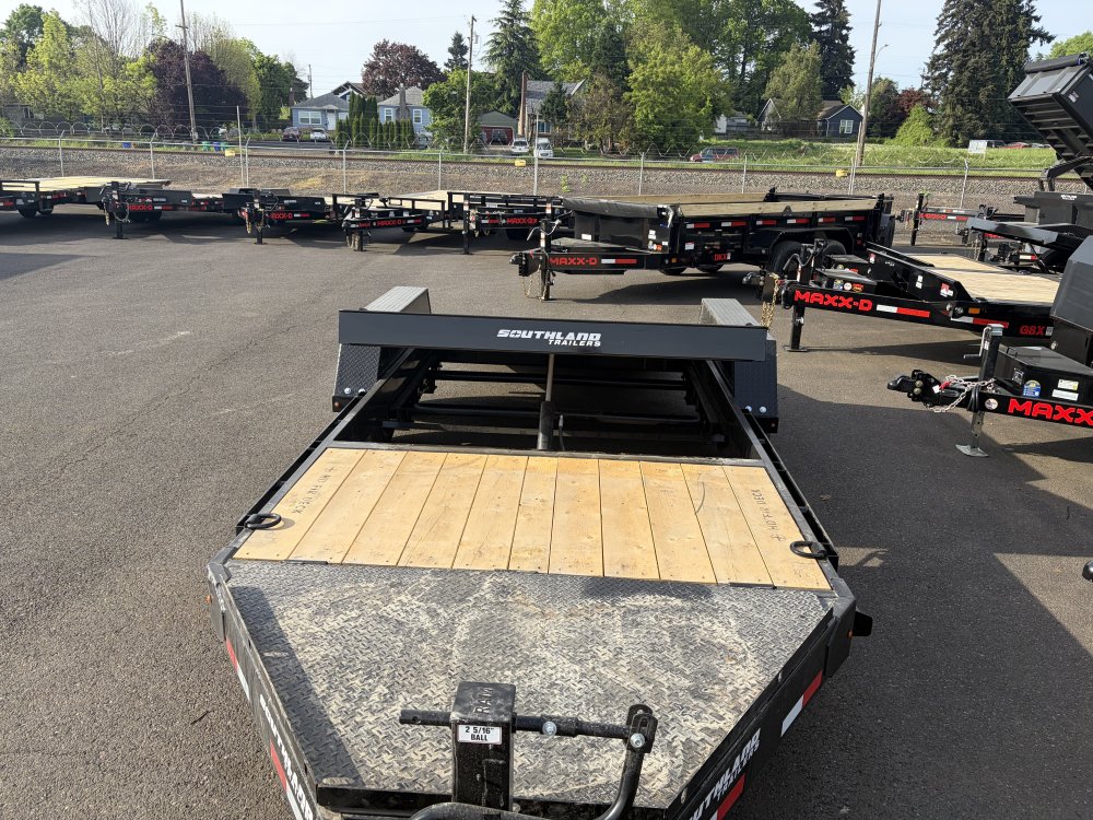 2026 7' X 20' Southland 20 ft. Split Tilt 17.5K