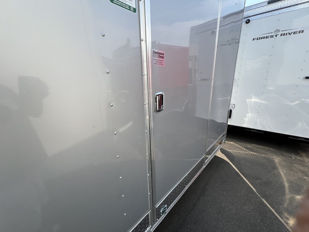 2026 24' x8' Continental Cargo Continental Cargo Tailwind Series Enclosed Cargo Trailer 10K