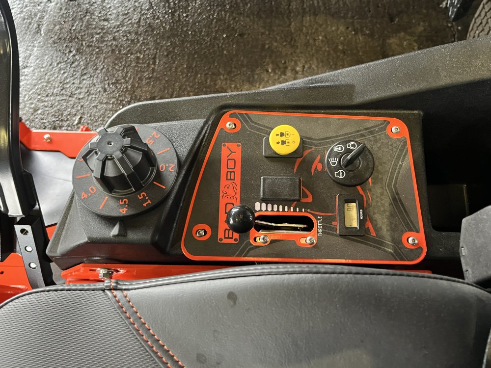 2025 MAVERICK HD 60" Kawasaki 726cc, 23.5 hp FX730 Zero Turn Mower Side Discharge