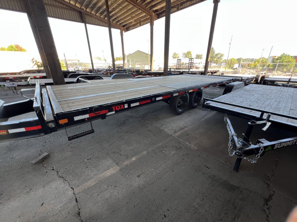 2025 22' x MAXX-D TOX - 8 INCH 10LB I-BEAM POWER TILT DECKOVER 14K