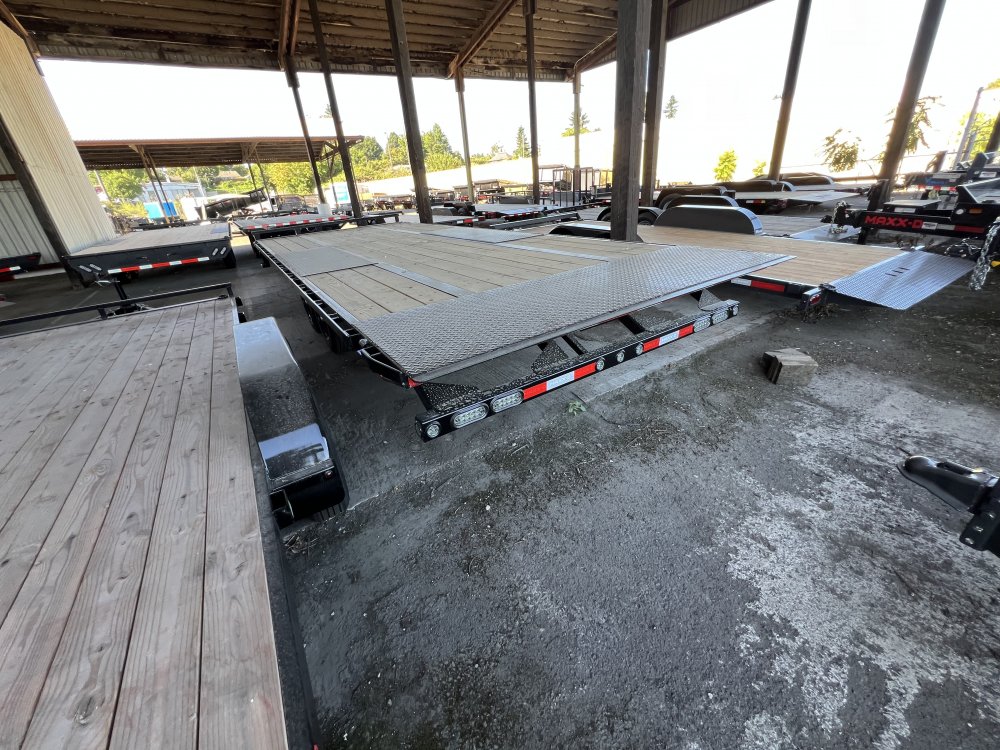 2025 22' x MAXX-D TOX - 8 INCH 10LB I-BEAM POWER TILT DECKOVER 14K