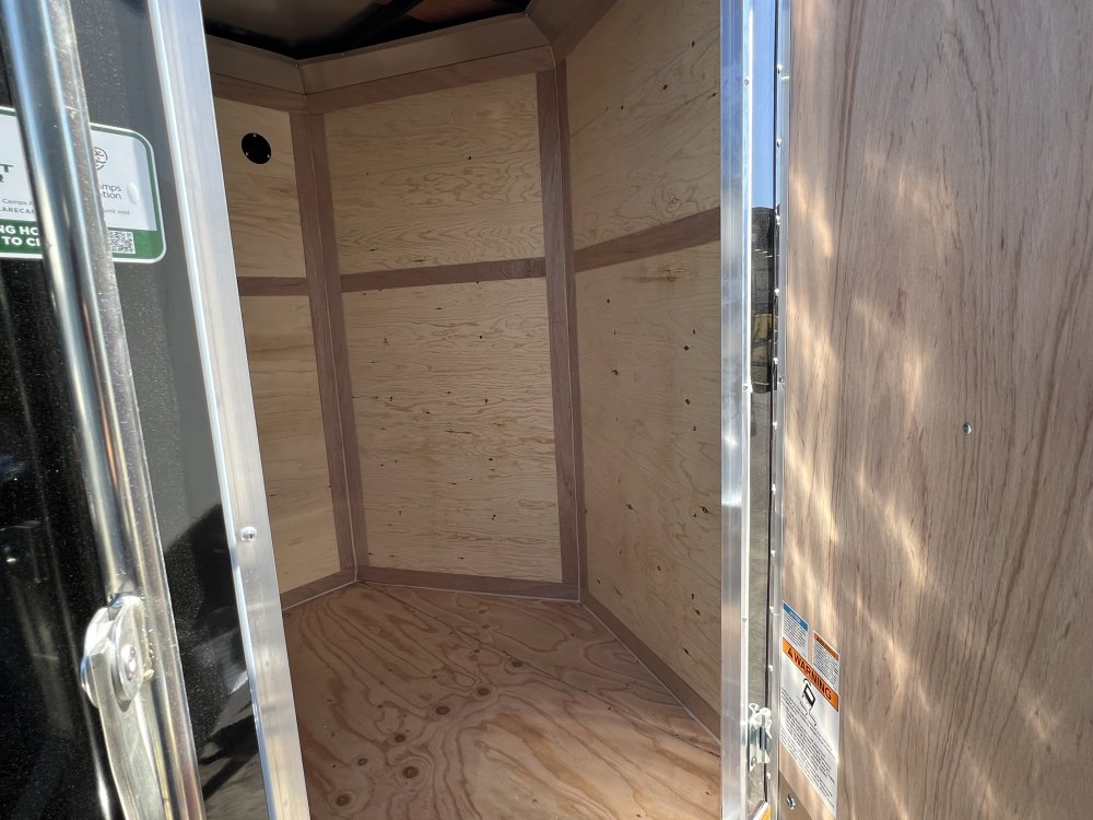 2025 12' x6' Continental Cargo Continental Cargo VHW V-Series Wedge 2.9K