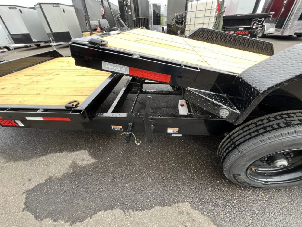 2026 22' x7' MAXX-D G8X 8" GRAVITY EQUIPMENT TILT TRAILER 17.5K