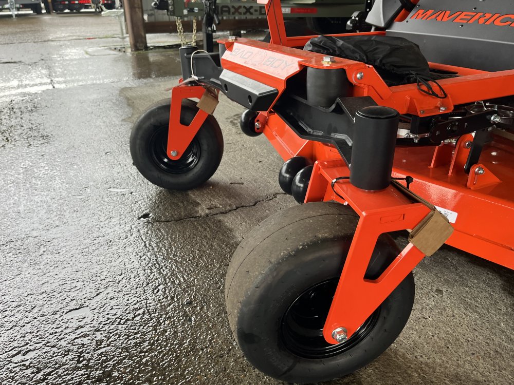 2026 MAVERICK 60" Kawasaki 726cc, 24 hp FR730 Zero Turn Mower Side Discharge