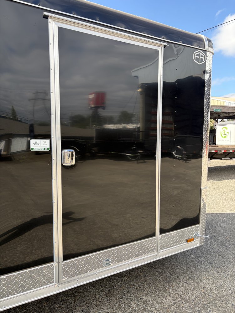 2027 24' x8' Continental Cargo Tailwind Series Enclosed Cargo Trailer 10K