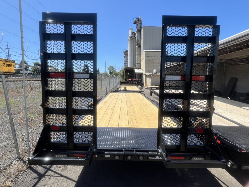 2026 24' x7' MAXX-D EHX - I-BEAM EQUIPMENT TRAILER 17.5K