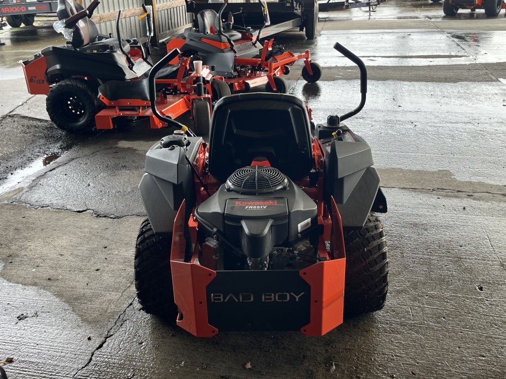 2026 RAMBLER 42" 726cc, 21.5hp Air-Cooled FR651V Zero Turn Mower Side Discharge