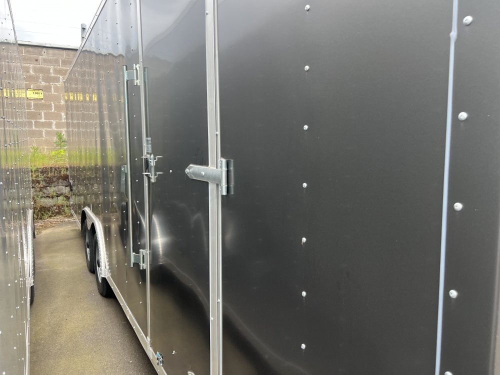 2025 24' x8' 6" Continental Cargo Continental Cargo VHW V-Series Wedge 10K