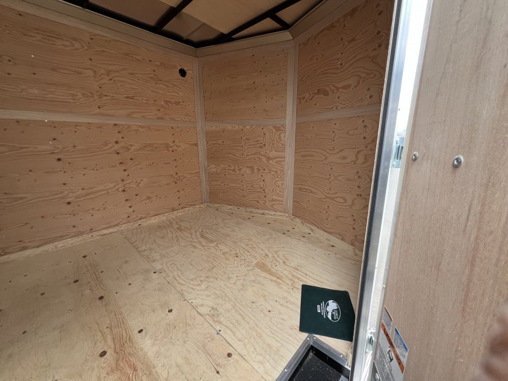 2025 24' x8' 6" Continental Cargo Continental Cargo VHW V-Series Wedge 10K