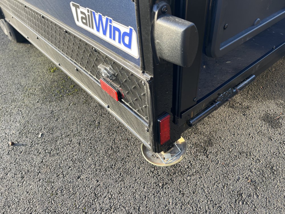 2026 20' x8' 6" Continental Cargo Continental Cargo Tailwind Series Enclosed Cargo Trailer 10K