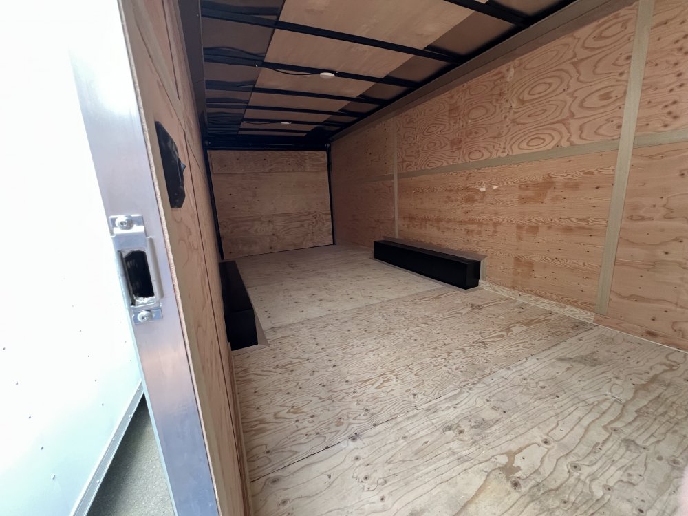 2025 24' x8' 6" Continental Cargo Continental Cargo VHW V-Series Wedge 10K