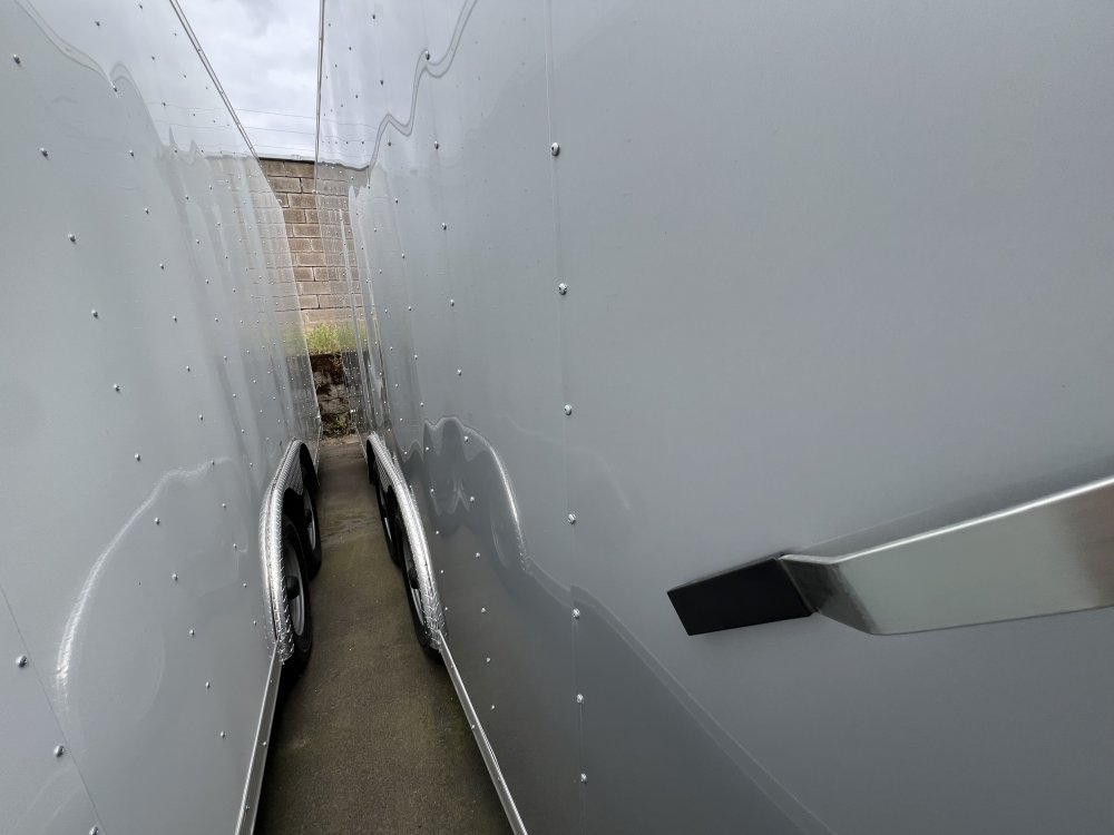 2025 24' x8' 6" Continental Cargo Continental Cargo VHW V-Series Wedge 10K