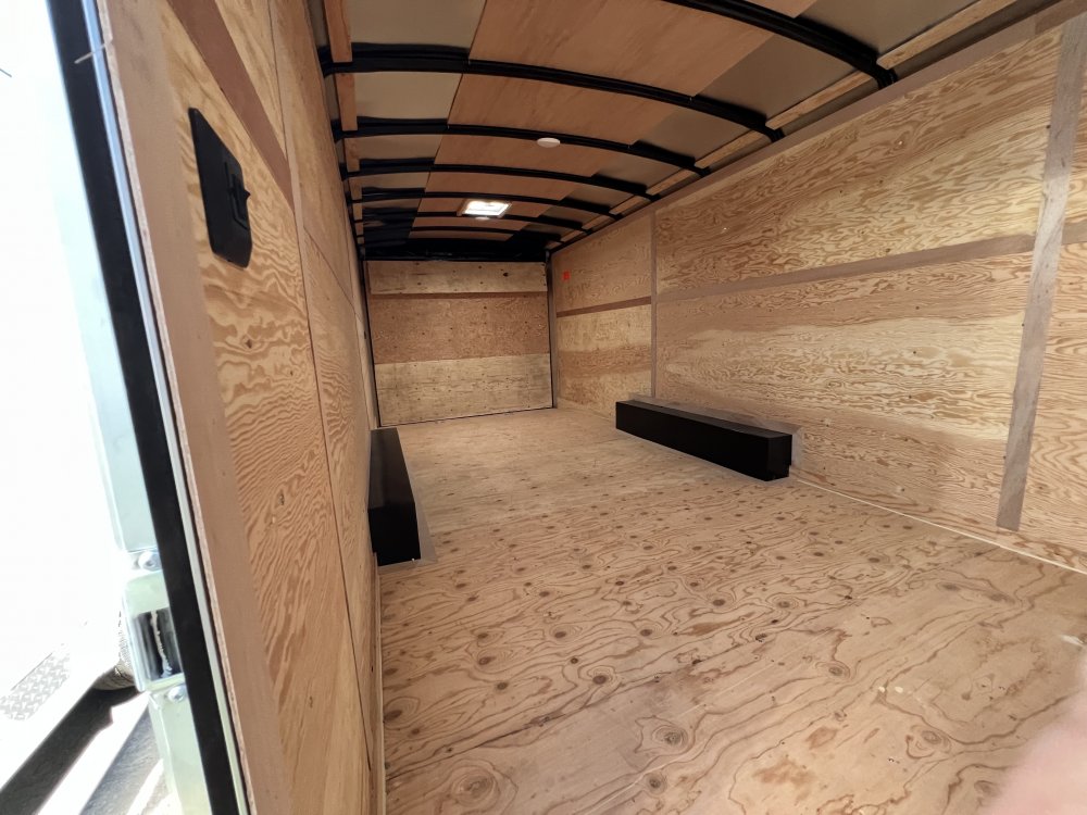 2026 24' x8' 6" Continental Cargo Continental Cargo Tailwind Series Enclosed Cargo Trailer 10K