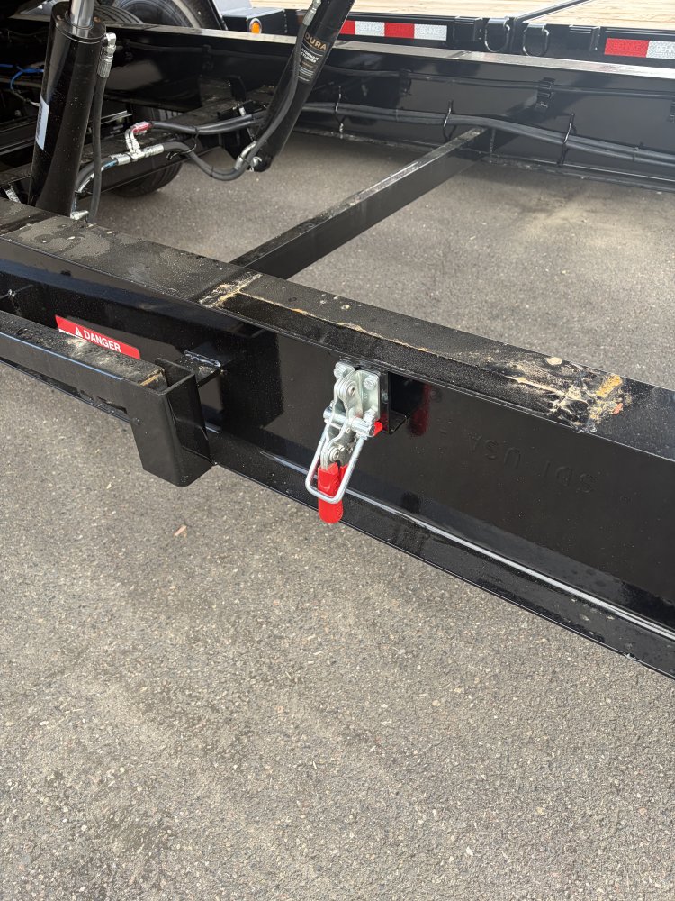 2027 22' x Maxx-D TOX - 8 INCH 10LB I-BEAM POWER TILT DECKOVER 17.5K