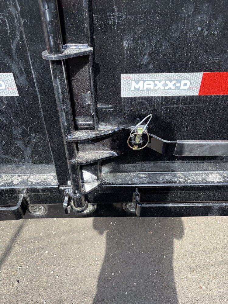 2027 Maxx-D DJX 7' x 14' Dump 17.5K with 4' Sides