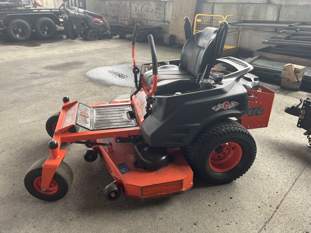 2015 ZT ELITE   Lawn Mower
