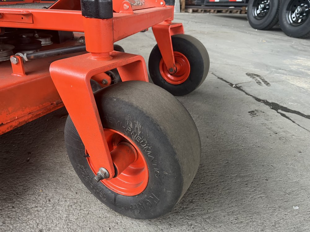 2015 ZT ELITE   Lawn Mower