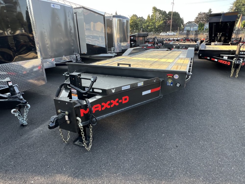 2026 22K 8' 6" x 24' MAXX-D H9X: Heavy-Duty Equipment Trailer