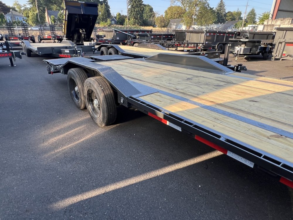 2026 22K 8' 6" x 24' MAXX-D H9X: Heavy-Duty Equipment Trailer