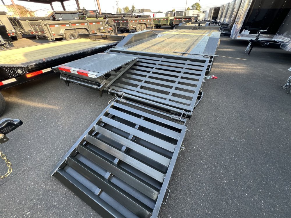 2026 22K 8' 6" x 24' MAXX-D H9X: Heavy-Duty Equipment Trailer