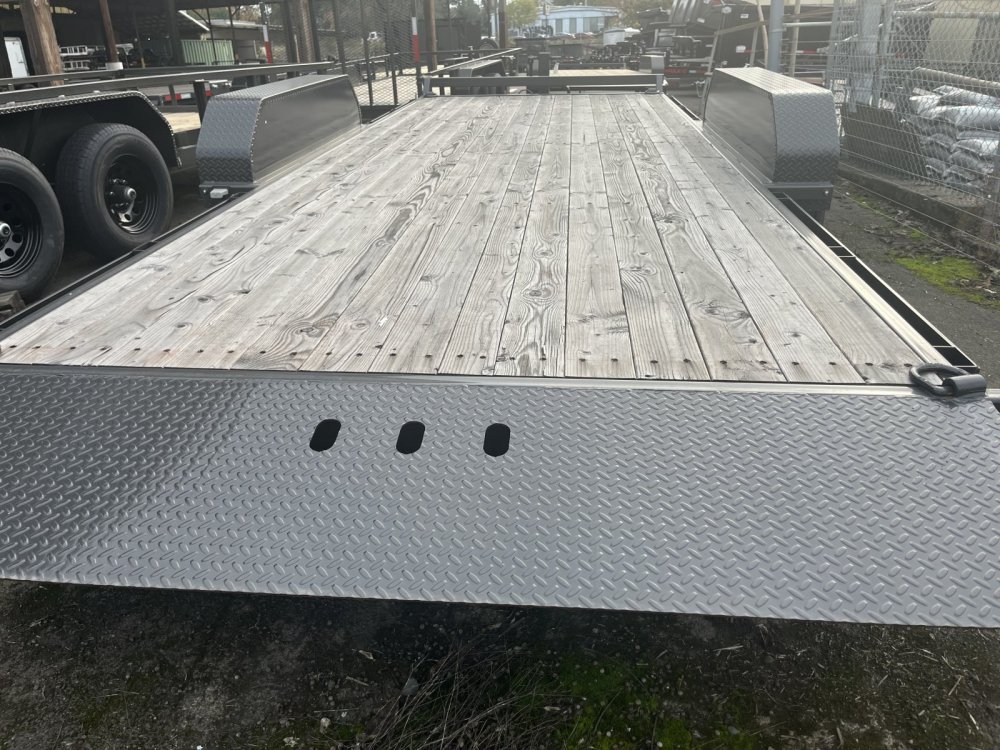 2025 16' x7' Summit Denali Pro Tilt 14K