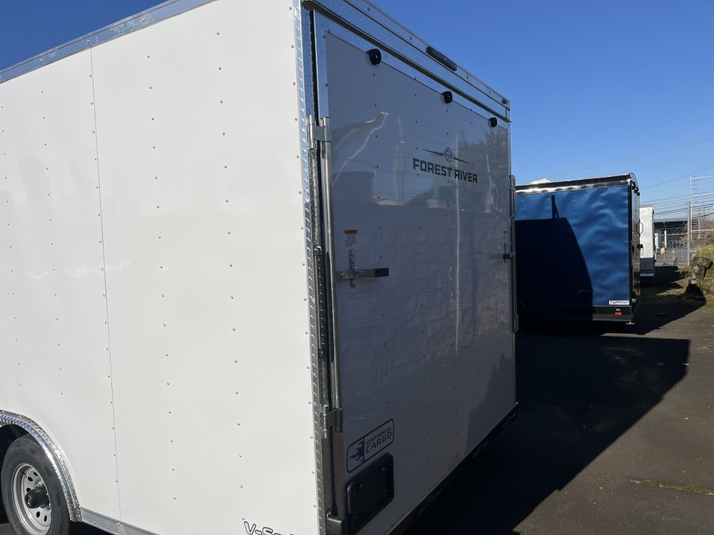 2026 20' x8' 6" Continental Cargo Continental Cargo VHW V-Series Wedge 10K