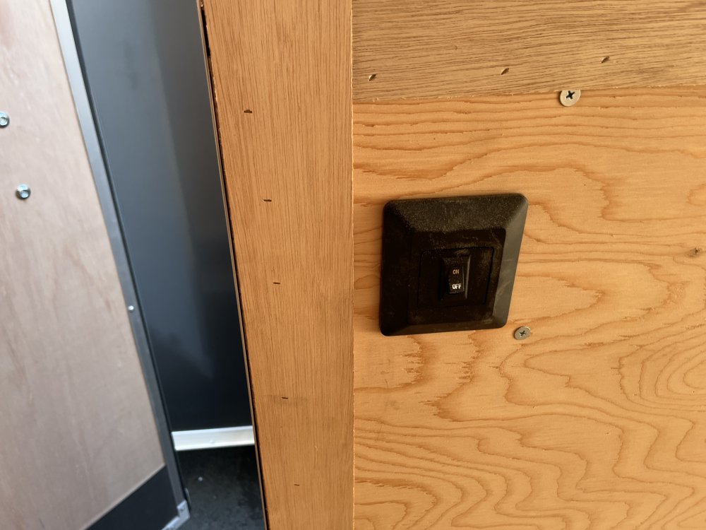 2026 20' x8' 6" Continental Cargo Continental Cargo VHW V-Series Wedge 10K