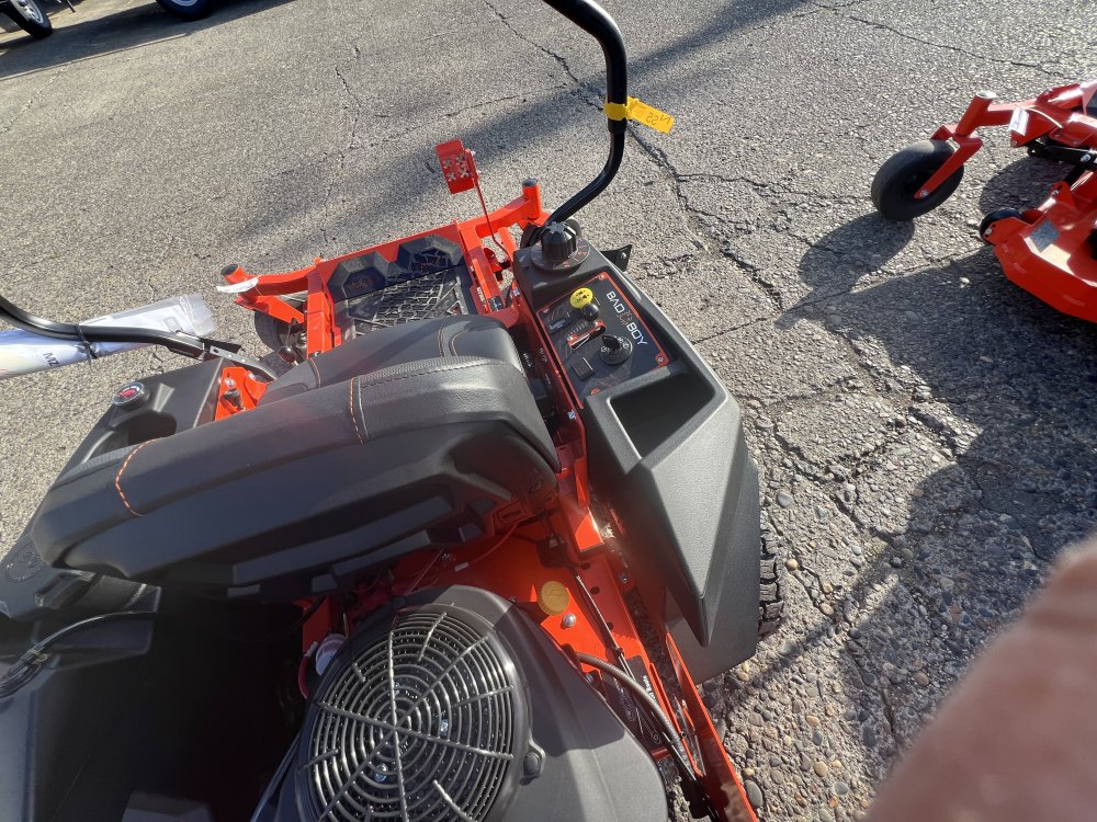 2025 MZ MAGNUM 54" Kawasaki 726cc, 21.5hp, FR651 Lawn Mower Side Discharge
