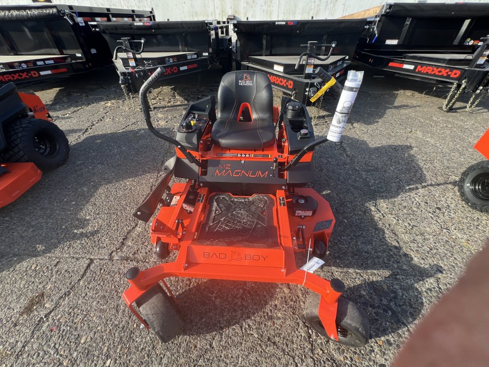2025 MZ MAGNUM 48" Kawasaki 726cc, 21.5hp, FR651 Lawn Mower Side Discharge