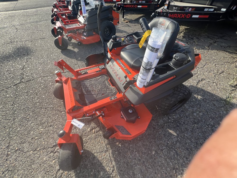 2025 MZ MAGNUM 48" Kawasaki 726cc, 21.5hp, FR651 Lawn Mower Side Discharge