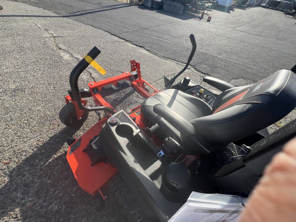 2025 MAVERICK HD 60" Kawasaki 726cc, 23.5 hp FX730 Lawn Mower Side Discharge