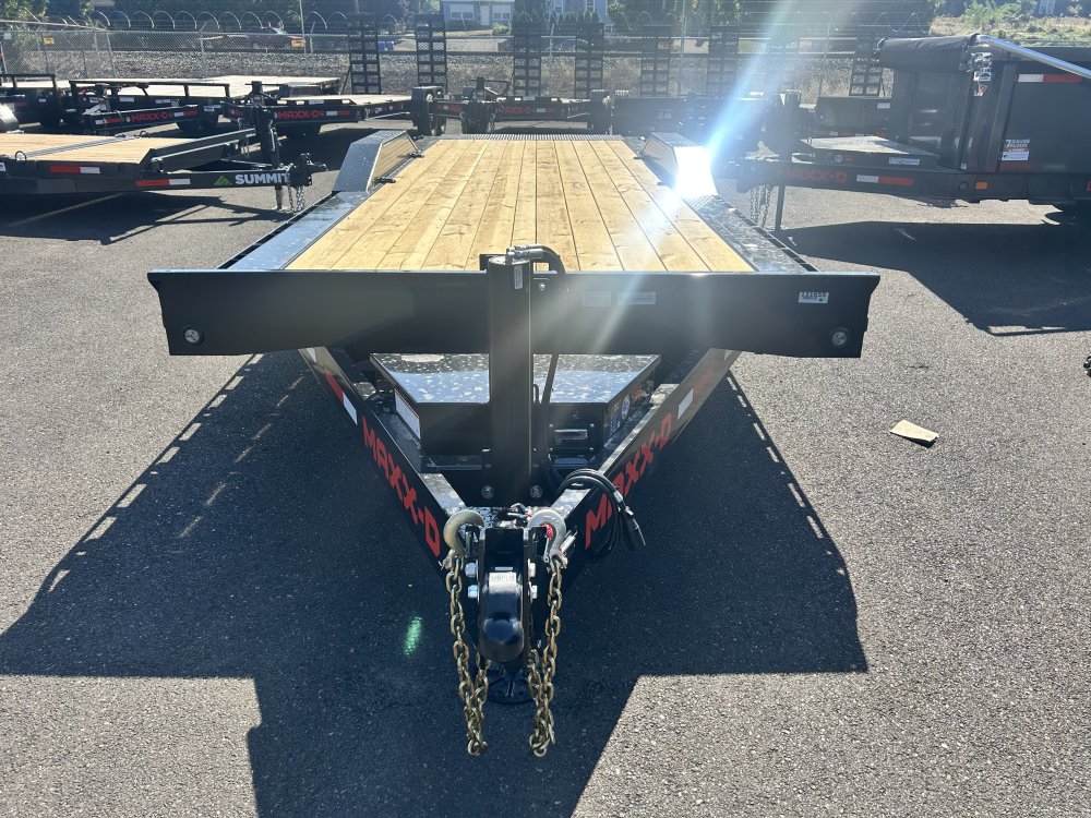 2026 24' x8' 6" MAXX-D T8X 8" POWER EQUIPMENT TILT 17.5K