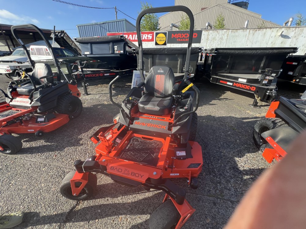 2025 MAVERICK HD 54" Kawasaki 726cc, 23.5 hp FX730 Lawn Mower Side Discharge
