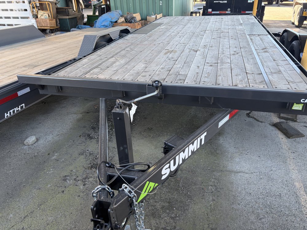 8' 6" x 18' Cascade 5" Tube Frame Deckover Flatbed