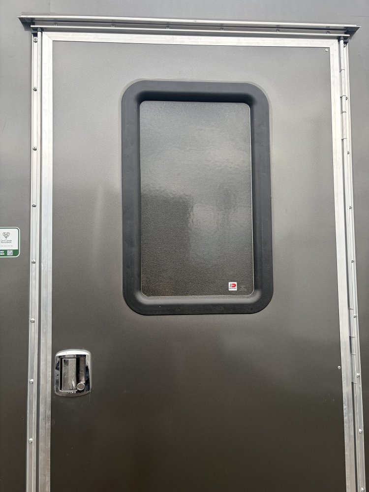 2027 14' x7' Continental Cargo VHW V-Series Wedge 7K