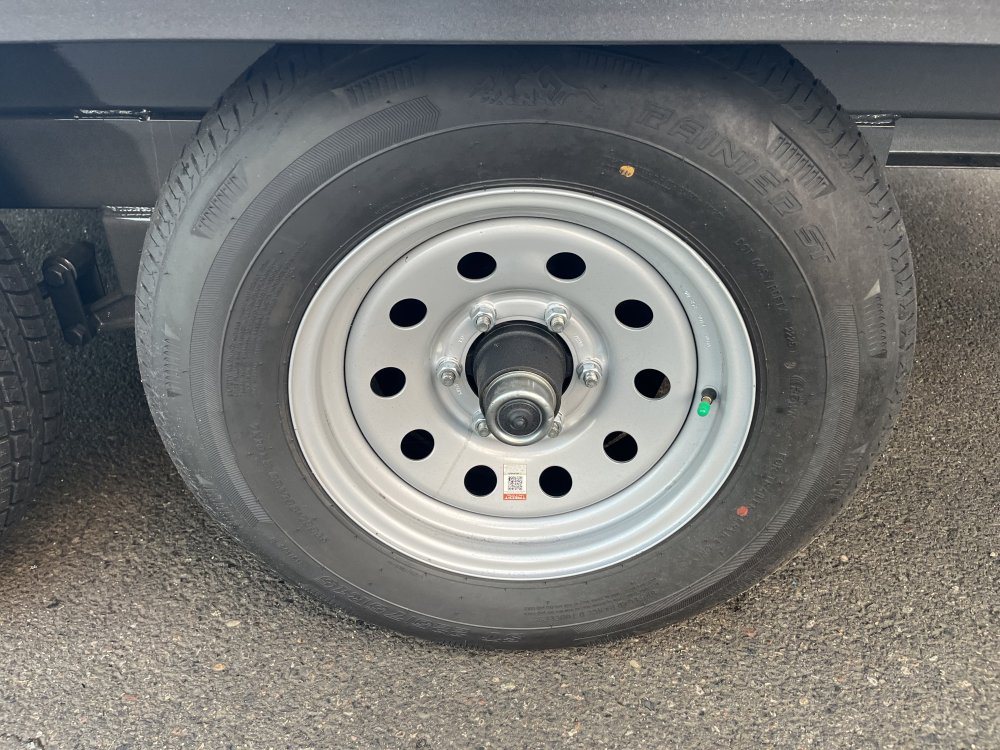 2026 18' x8' 6" Summit Cascade Series Deckover 10K