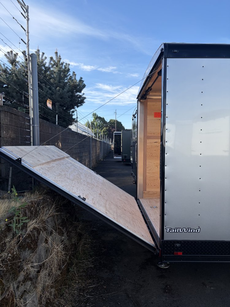 2027 24' x8' 6" Continental Cargo Tailwind Series Enclosed Cargo Trailer 10K